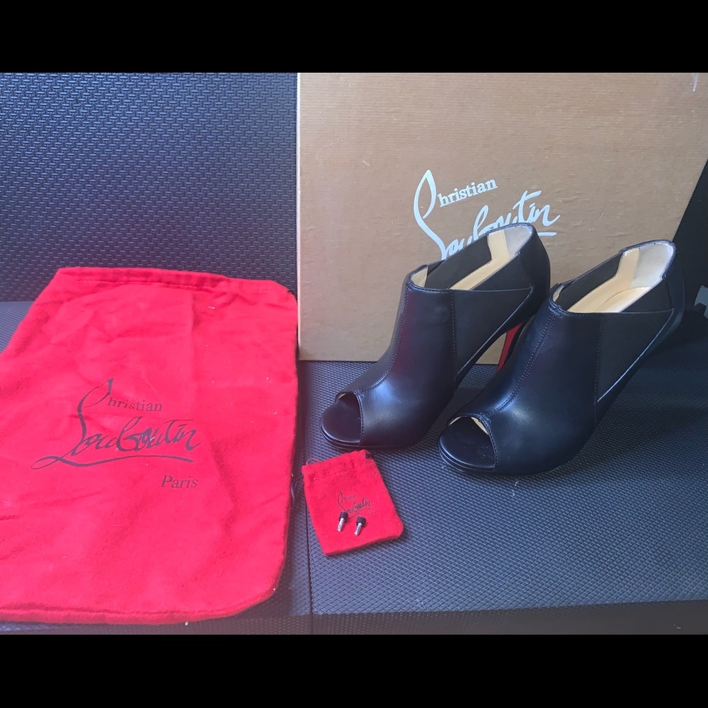 Christian Louboutin - Bootstagram 120 king calf. Size 8.5